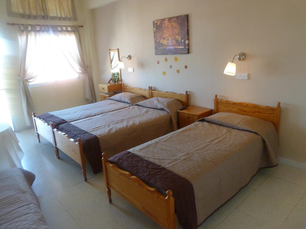Capuralli Hotel Pedhoulas Luaran gambar