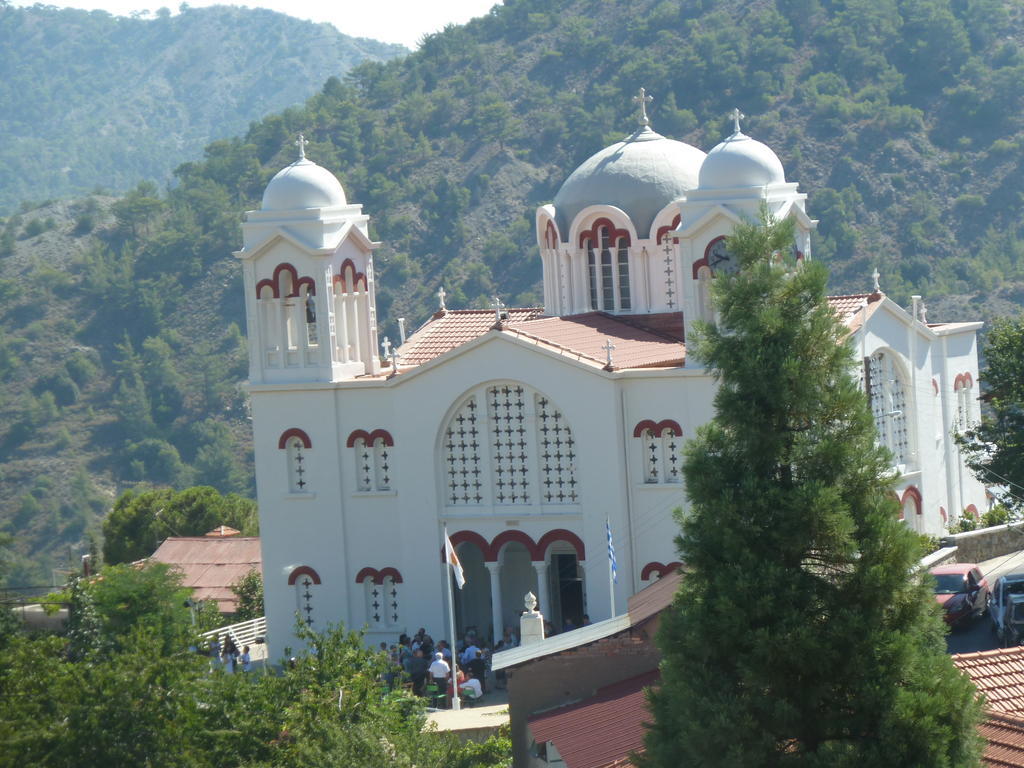 Capuralli Hotel Pedhoulas Luaran gambar