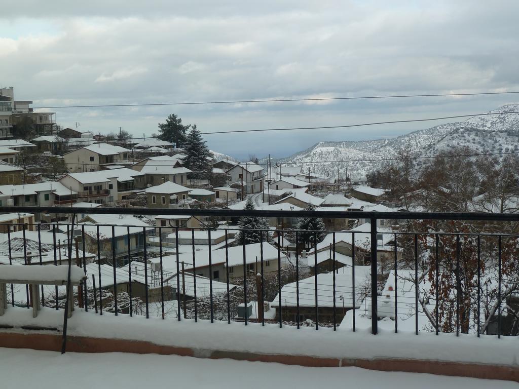 Capuralli Hotel Pedhoulas Luaran gambar
